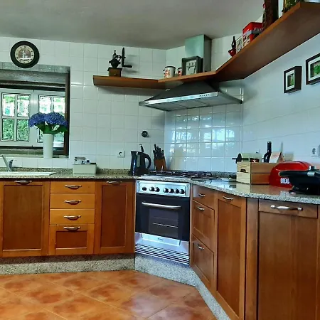 Casa Dos Limoes - Paredes De Coura Formariz